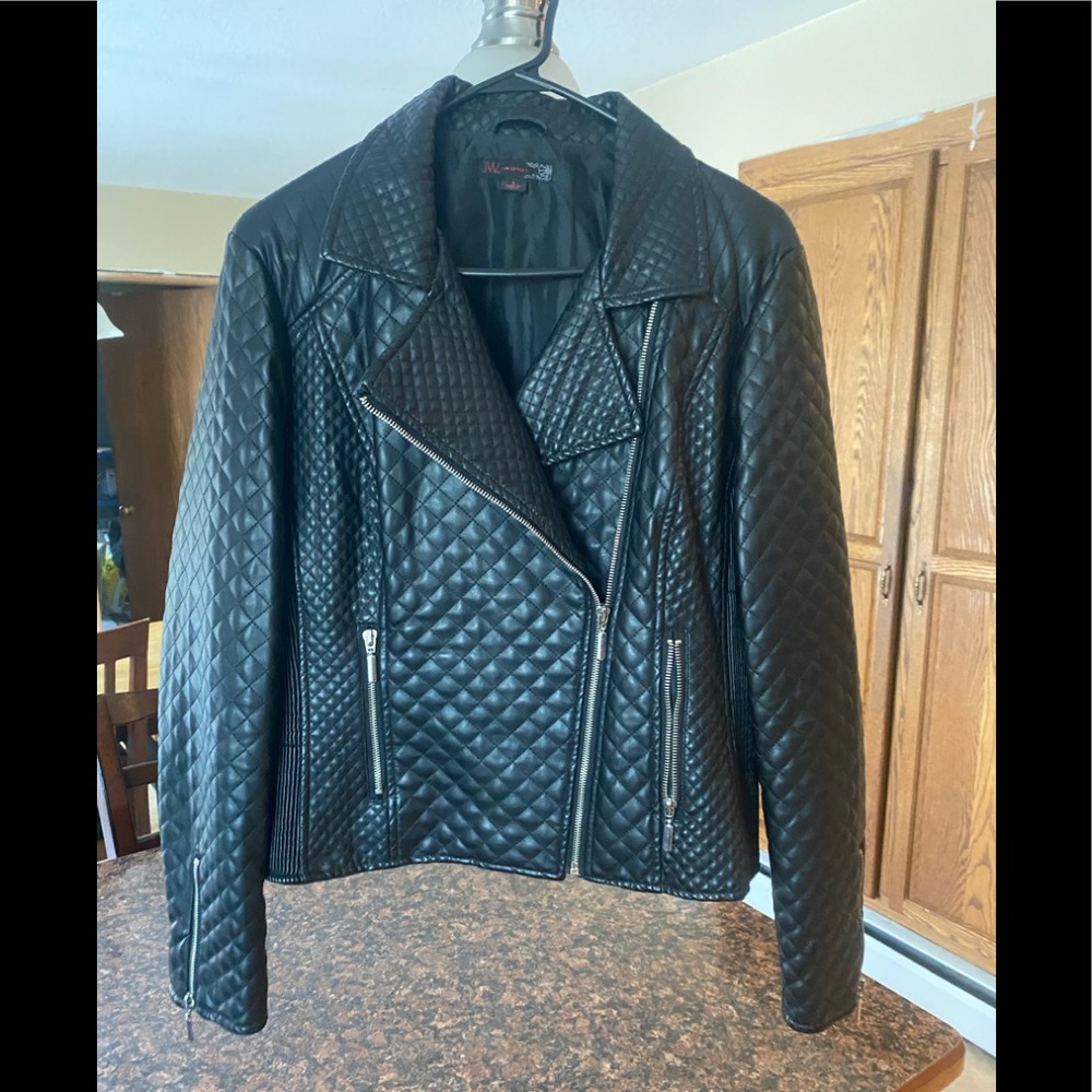 NWOT JW Style Faux Leather jacket size Large